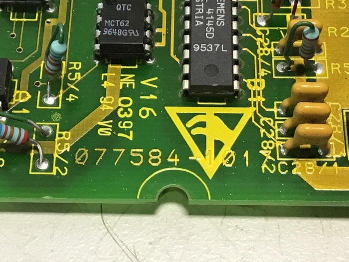 Used BOSCH Output Module 077584-1017 1070077583-103 USED