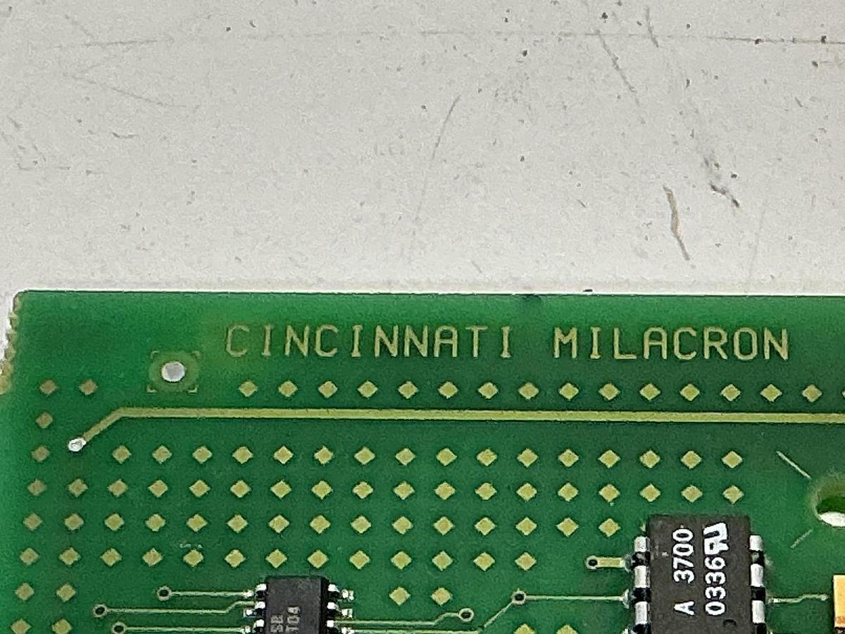 Used CINCINNATI MILACRON 3 542 1194A