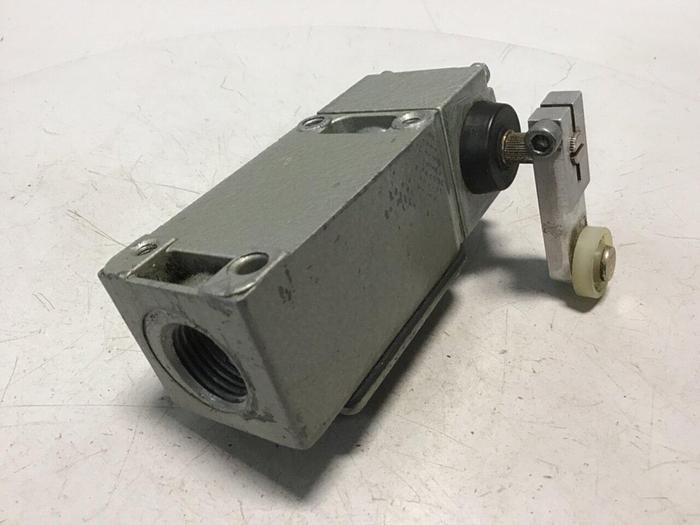 Used TELEMECANIQUE Limit Switch C3JK06 #121451