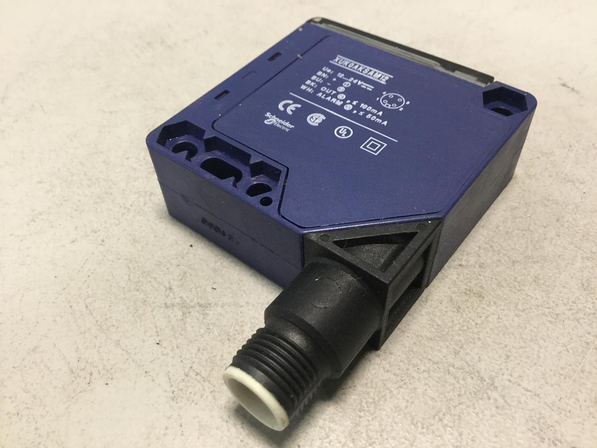 Used TELEMECANIQUE Photoelectric Sensor XUK0AKSAM12 USED