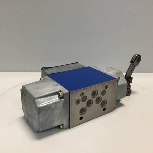 Used REXROTH Valve 54WMRC10X7032YAW Used