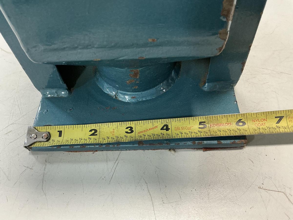 Used METAL FABRICATOR NO MODEL / NO TAG