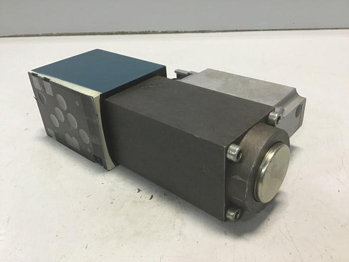 Used BOSCH SERVO Proportional Valve 0 811 404 752 USED