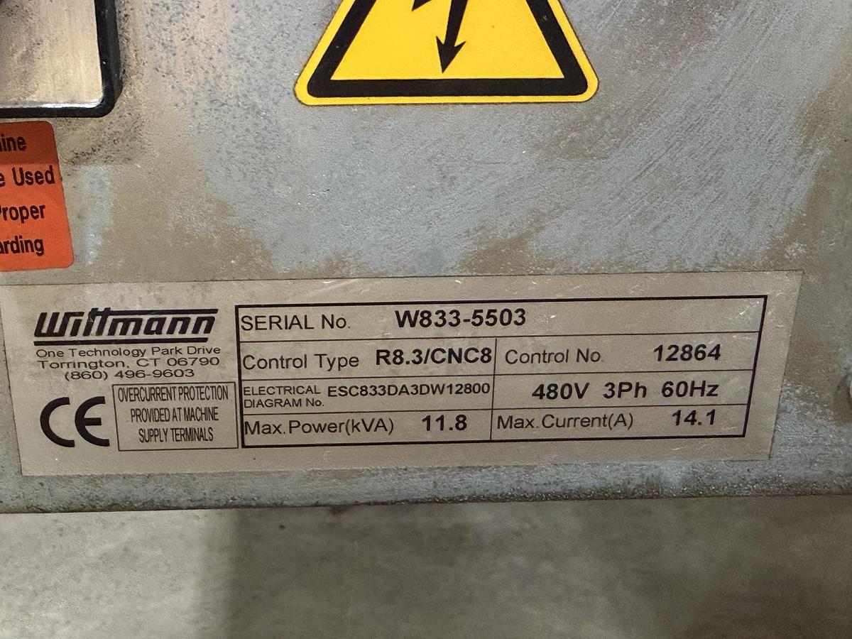 Used Wittmann R8.3/CNC8