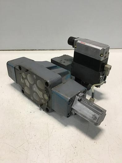 Used BOSCH SERVO Proportional Valve 0 811 404 453 USED