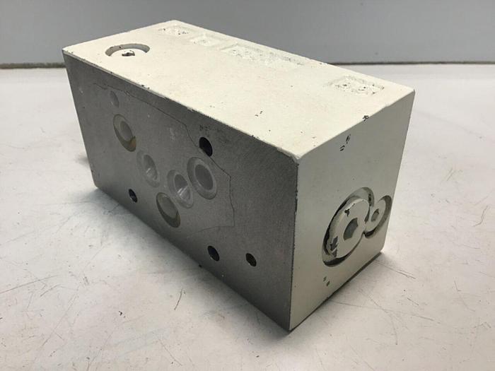 Used TOKIMEC Stack Valve TGMX2-5-PP-FH-G-50 #132101