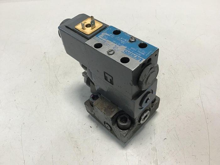Used VICKERS Valves DG4V-3-2AL-M-U-HL7-60 #139696