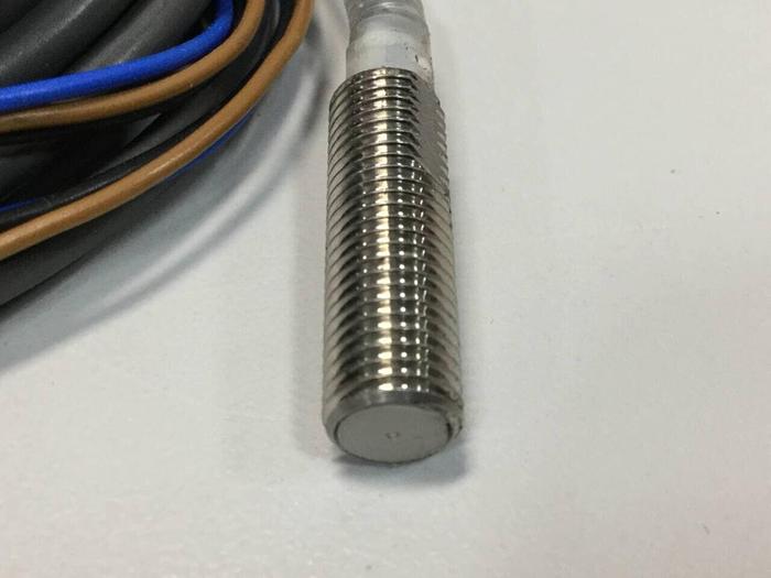 Used OMRON Sensor E2E-X1R5E1 #99344