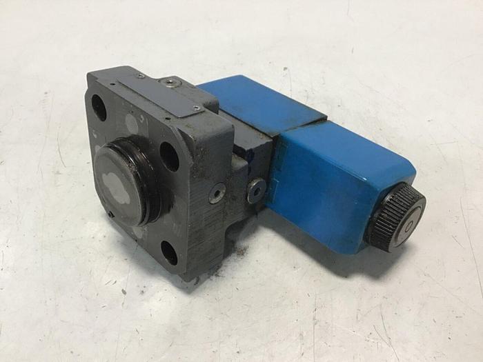 Used VICKERS Valve DG4V322AMUHL760 USED