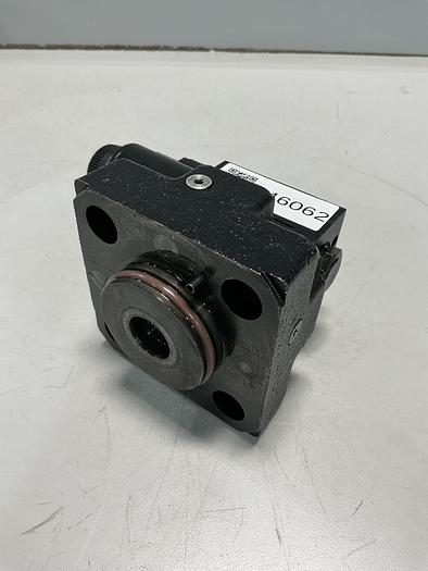 Used VICKERS DG4V-3S-2A-M-U-HL7-60-EN490