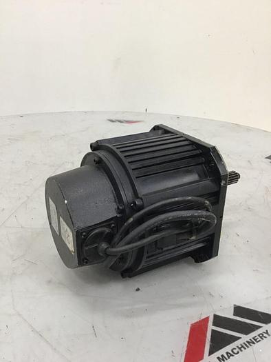 Used YASKAWA ELECTRIC AC Servo Motor SGMDH-12A2A-YR12 #125350