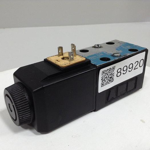 Used VICKERS Directional Hydraulic Valve DG4V322AMUHL760 Used