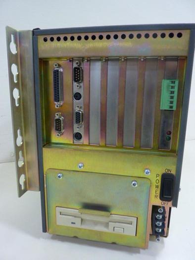 Used CUTLER HAMMER Industrial Computer D725SVP76462WNT #49556