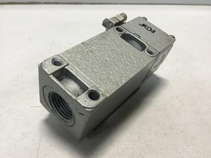 Used TELEMECANIQUE Limit Switch C3JK04 #121640