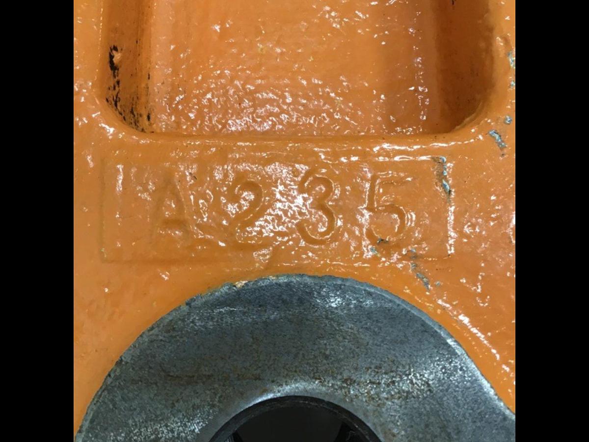 Used CINCINNATI MILACRON Crosshead 3989575 #131439