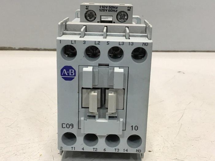 Used ALLEN BRADLEY Contactor 100-C09.10 SER A Used