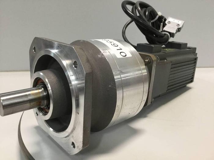 Used MITSUBISHI Servo Motor w/ Gear Motor HA-FH33B Used