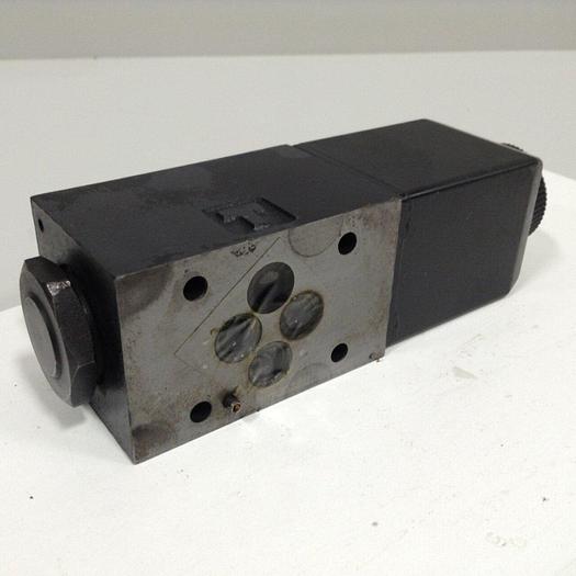 Used VICKERS Directional Hydraulic Valve DG4V322AMUHL760 Used