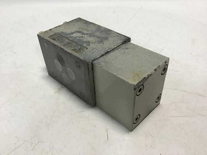 Used REXROTH Valve 4WH6D52V5 #138359