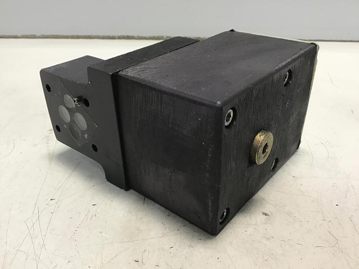 Used VICKERS Proportional Control Valve  EHST-3-FVF-30 Used #136698