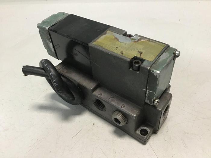Used NUMATICS Control Block w/ Valves 082SA43AM #114150
