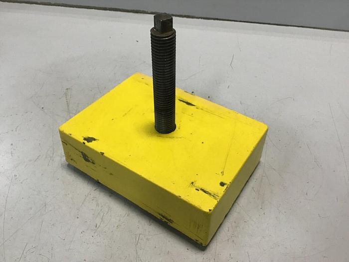 Used UNISORB Leveling Mount Pad IM-81-100(8)-TS #122902