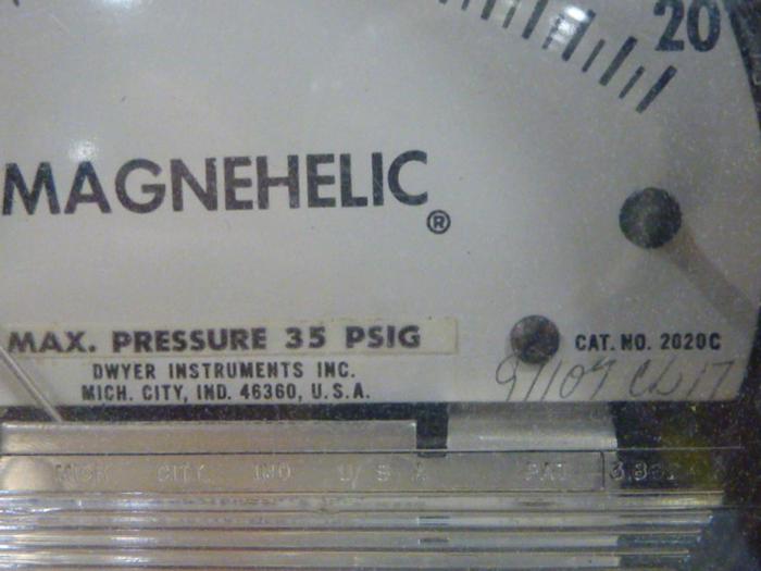 Used DWYER Differential Pressure Gauge 2020C #68336