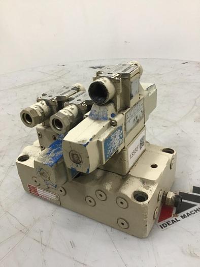 Used SPERRY VICKERS Valve DG4V32APLT10JAS310 #135551