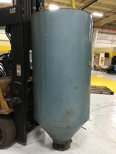 Used CONAIR FRANKLIN 735 LB Capacity Drying Hopper w/ Shutoff 1805390400 Used