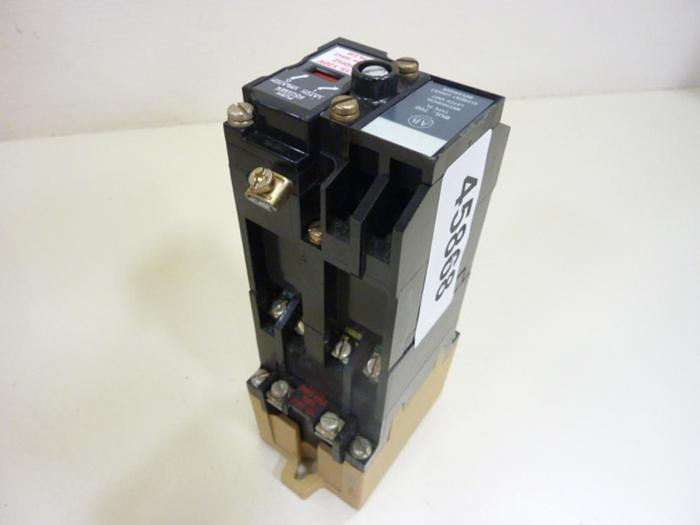 Used ALLEN BRADLEY AC Relay 700-P200A1 SER B #85070
