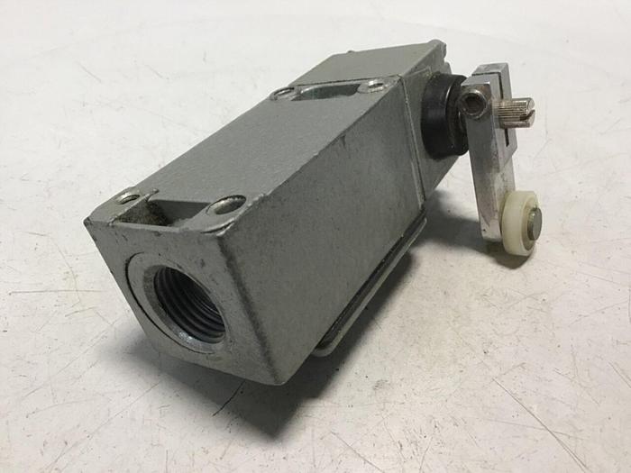 Used TELEMECANIQUE Limit Switch C3JK06 #121453