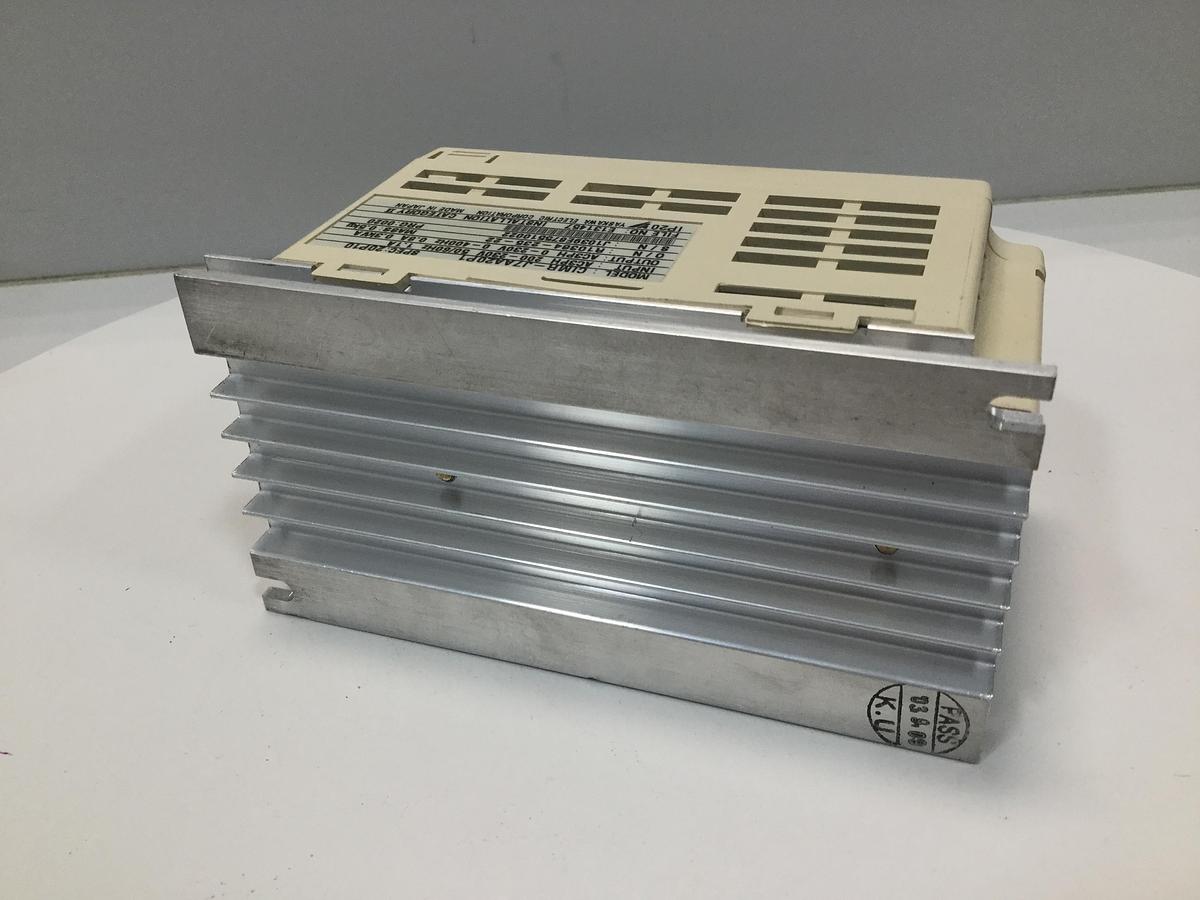Used YASKAWA VS Mini J7 Inverter CIMR-J7AA20P1 USED