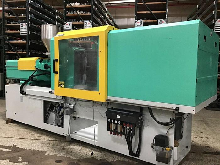 Used ARBURG 110 Ton Injection Molding Machine 470A 1000-400-45 USED