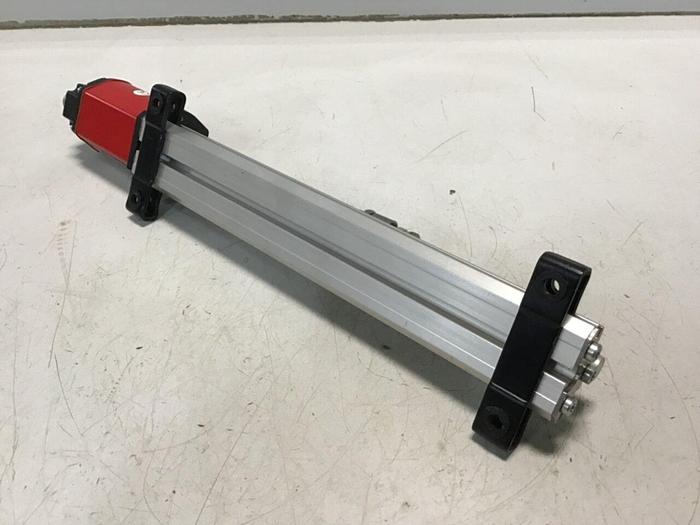 Used TEMPOSONICS INC Linear Sensor RP-S-0150M-D62-1-C101511 Used