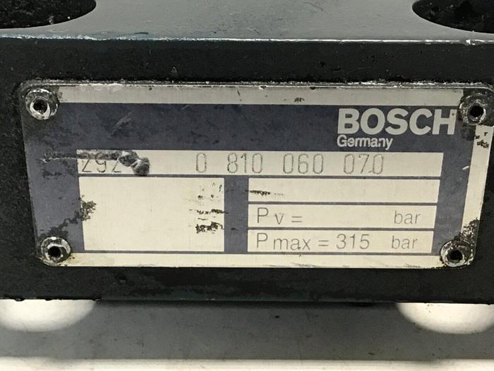 Used BOSCH Valve 0 810 060 070 #132984