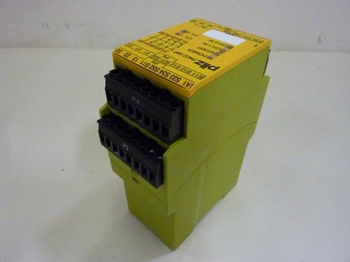 Used PILZ Safety Relay PNOZX8P24VDC3N/O2N/C2SO #46485