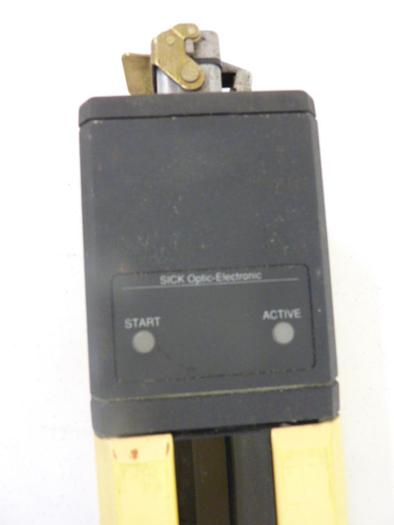 Used SICK OPTIC ELECTRONIC Light Curtain Sender AGSS 1200-1111 #50871