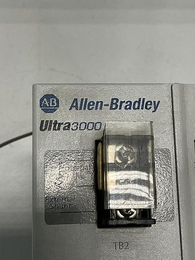 Used ALLEN BRADLEY 2098-DSD-030-SE