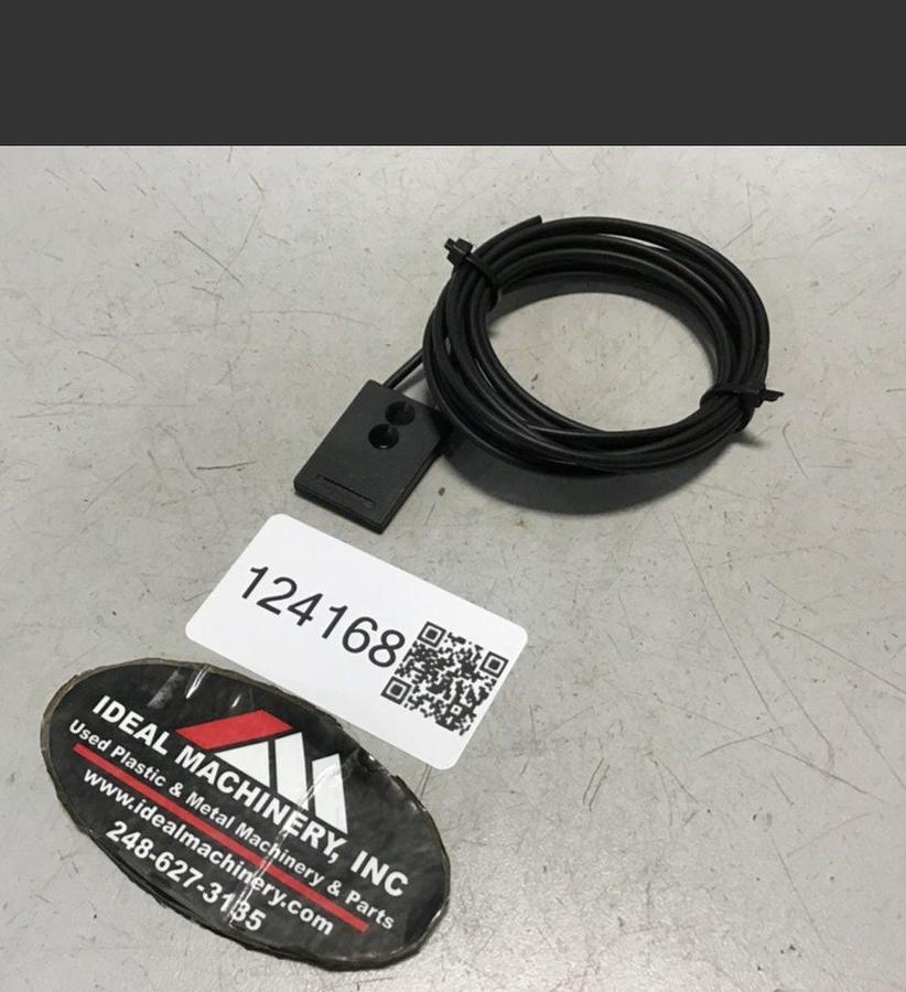 Used KEYENCE CORP Fiber Optic Sensor FU-385 USED