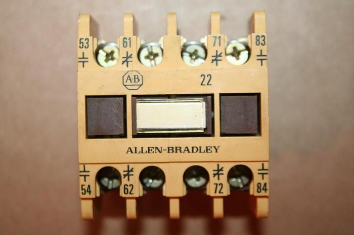 Used ALLEN BRADLEY Auxiliary Contact 195-FA22 SER A Used