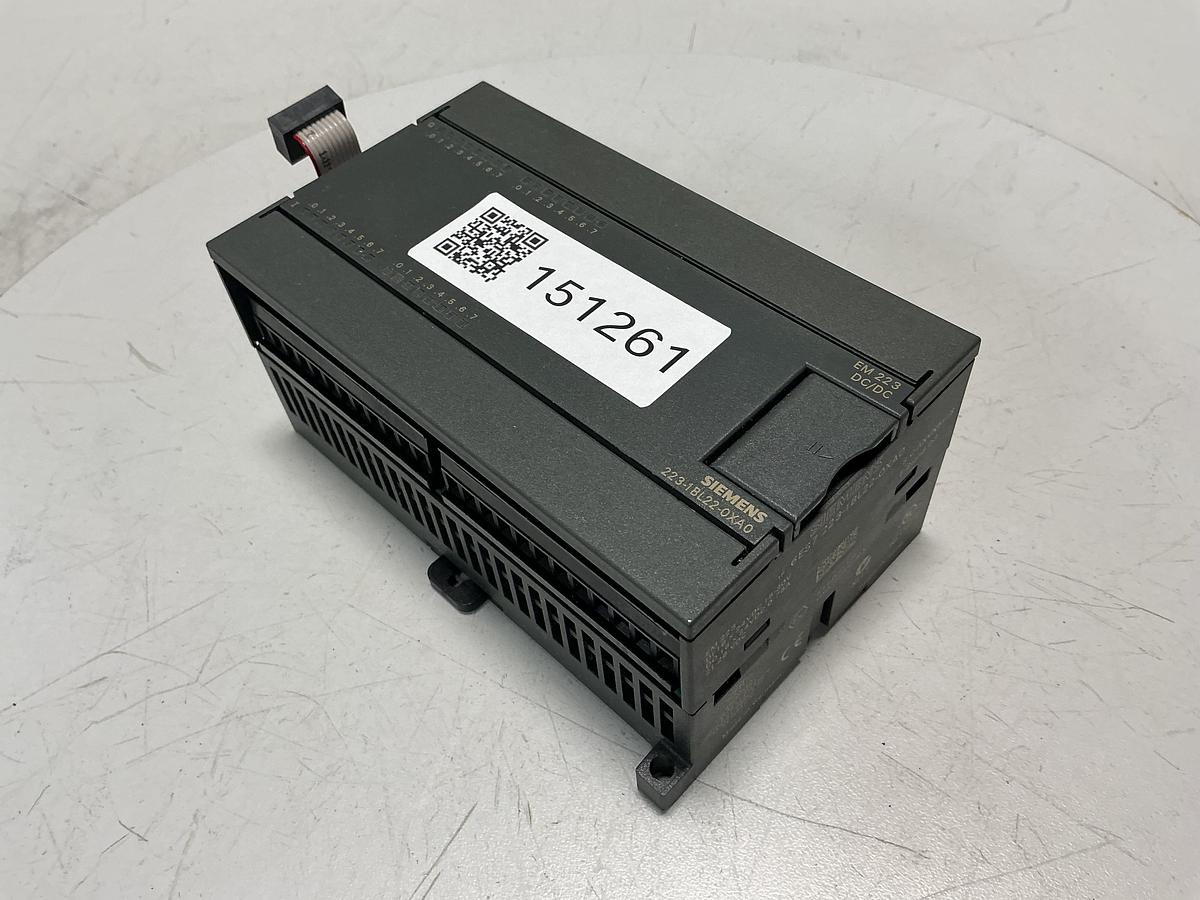 Used SIEMENS 6ES7 223-1BL22-0XA0