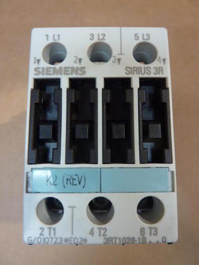 Used SIEMENS Reversing Contactor 3RA1326-8XB30-1BB4 #31793