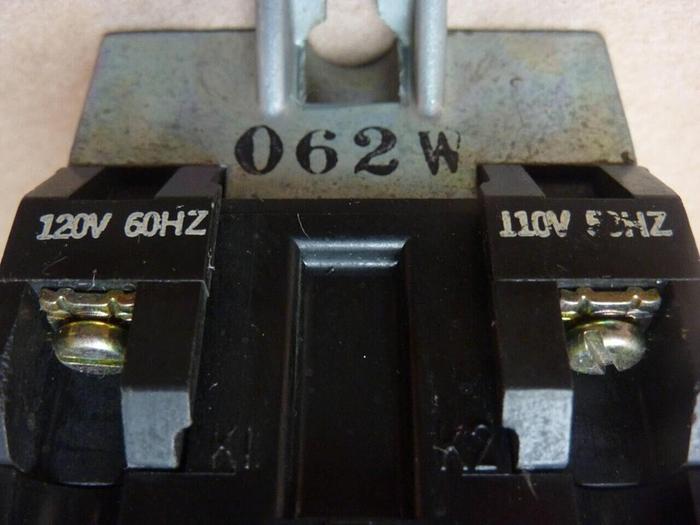 Used SYLVANIA Control Relay P6-20-76 #31223