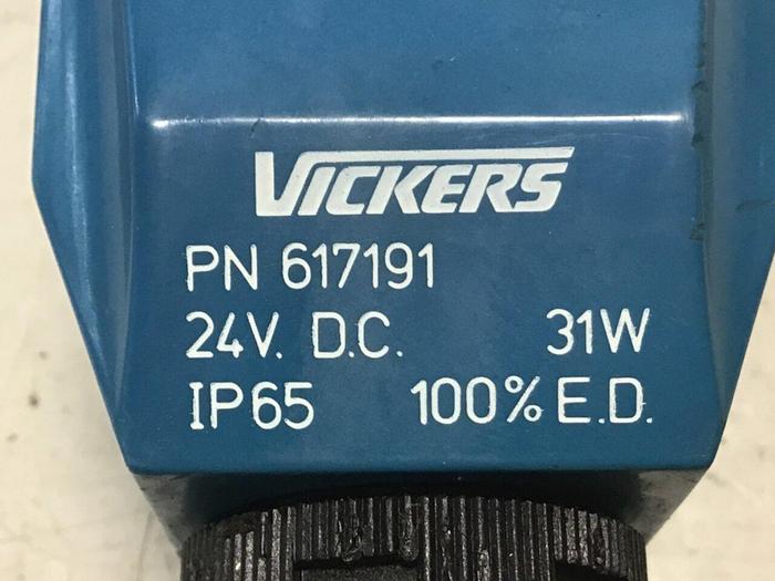 Used VICKERS Valve DG4V32AMUH730 #137504