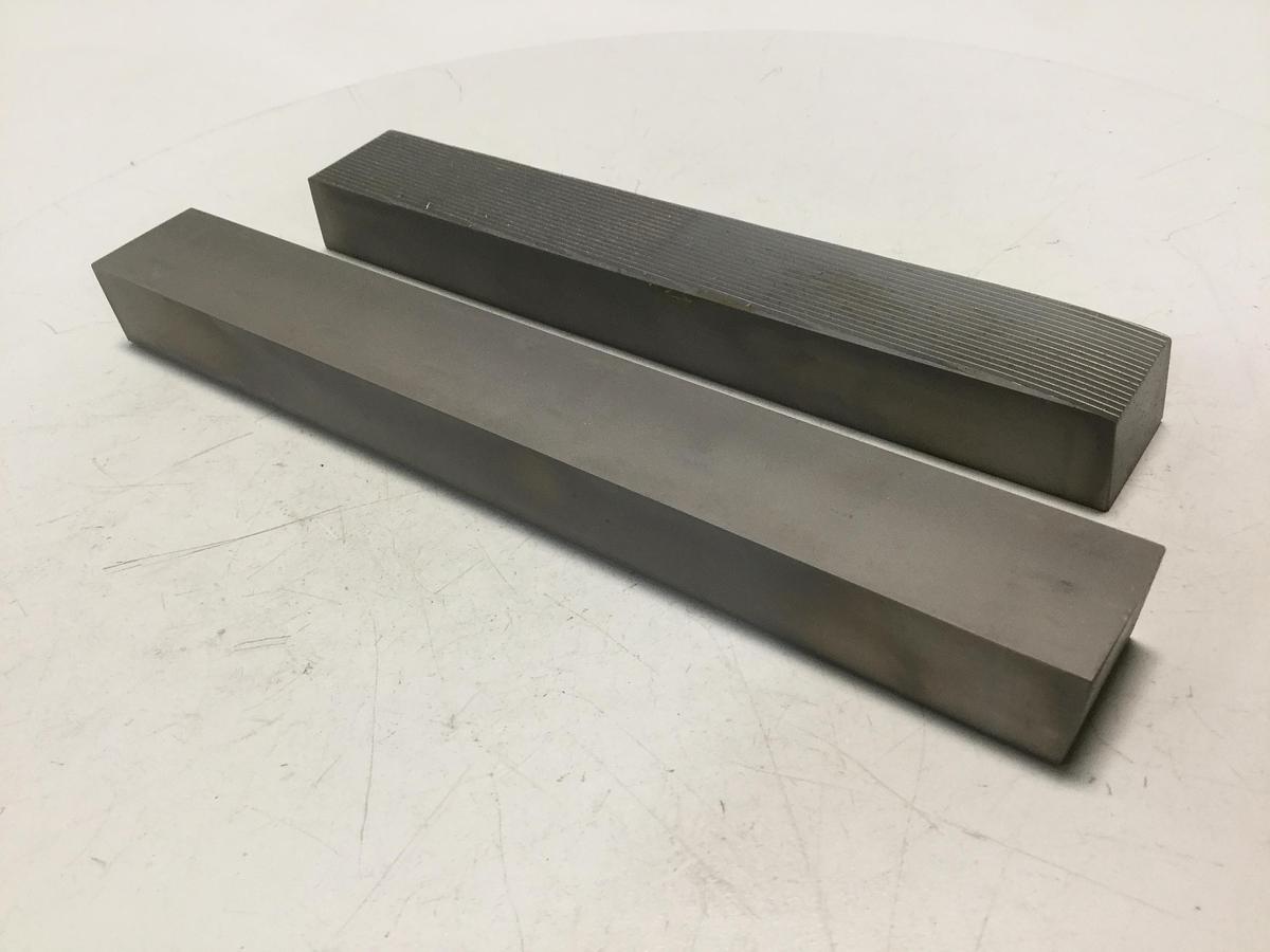 HLT Thread Rolling Die 4-N2-S10-900 USED