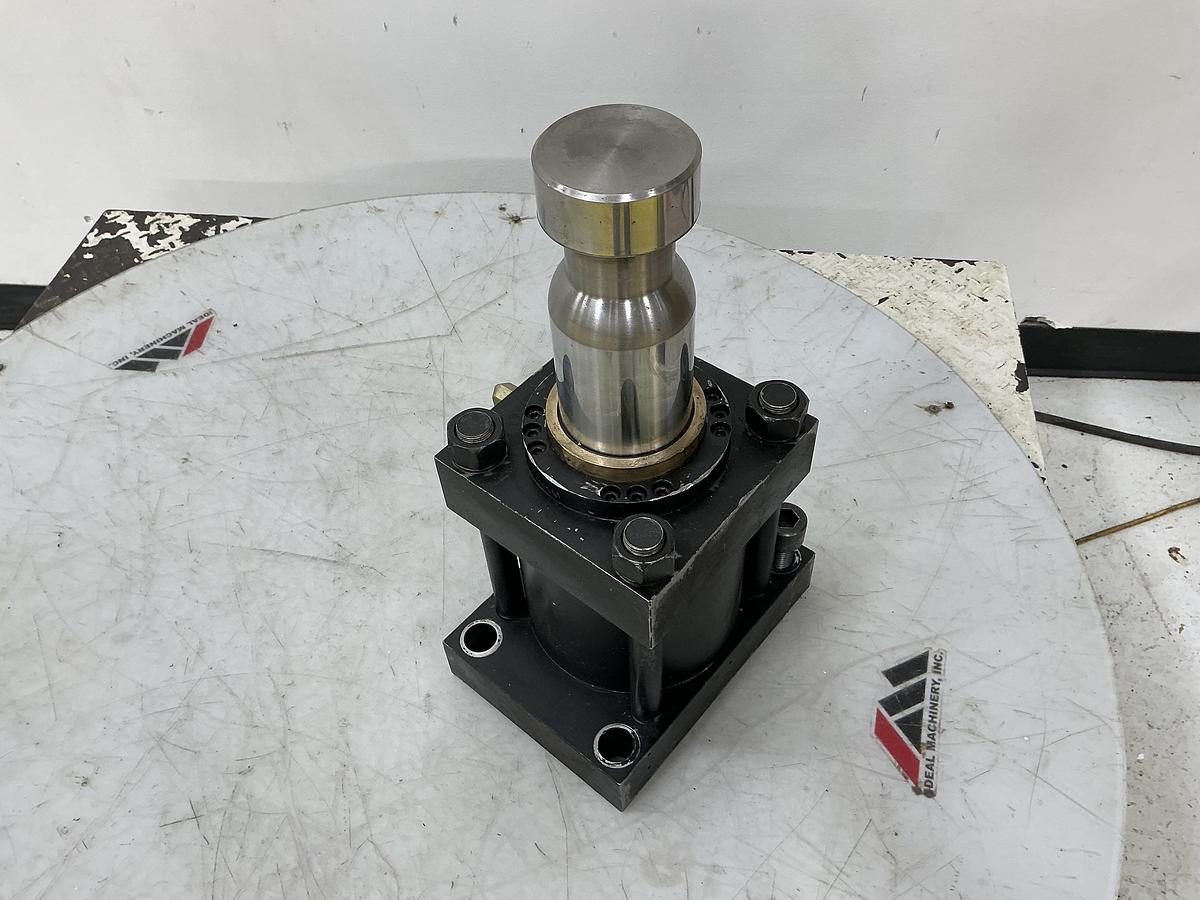 Used MILACRON MM880116