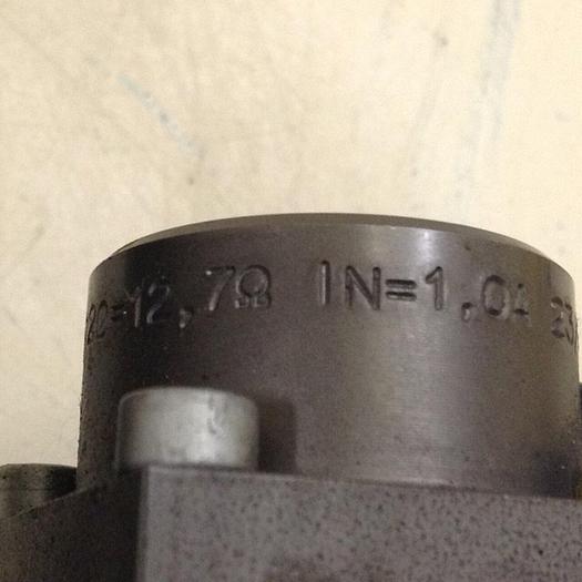 Used VICKERS Directional Control Valve CVU USED