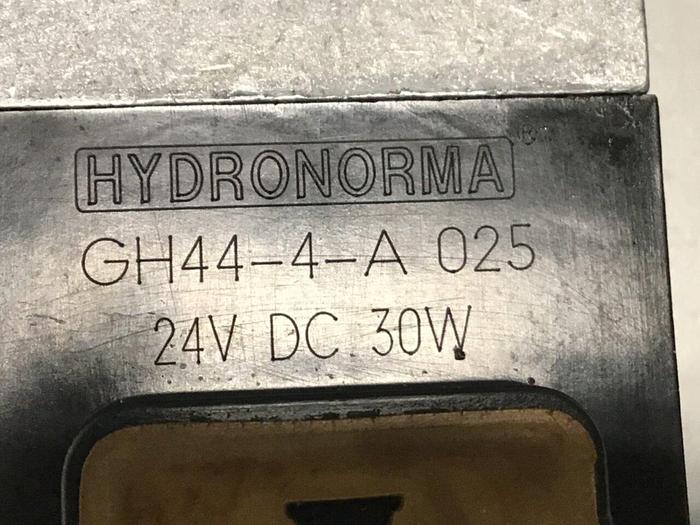 Used ARBURG Hydraulic Valve 4WE6G7353/BG24NK4/A07 SO39 USED