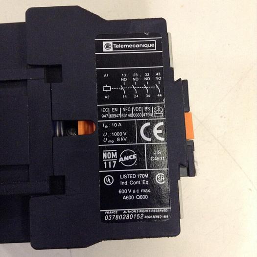 Used TELEMECANIQUE Contactor CA2DN40 #84564