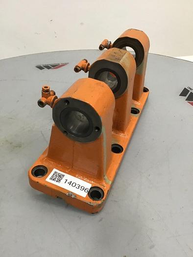 Used CINCINNATI MILACRON Toggle Link Mount Sliding Platen 100TON PC-3 / TLMSP #140396